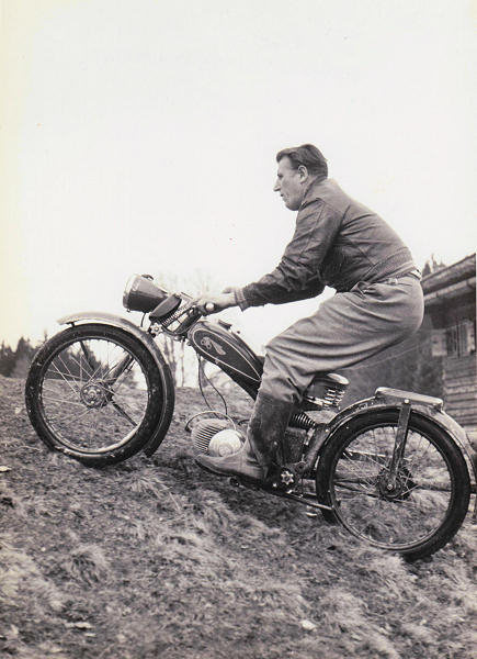 Imme motorcycle in off road use