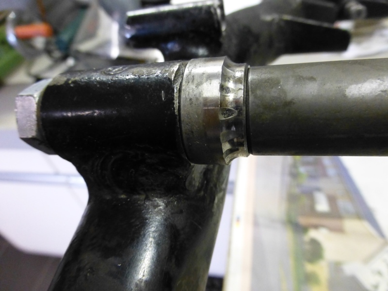 Imme swingarm bearing - worn original cone