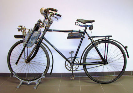 Cyclotracteur on Alcyon bicycle -  1918